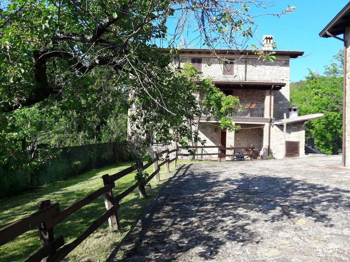 פיאצ'נצה Fine 5 Bedroom Farmhouse בית נופש