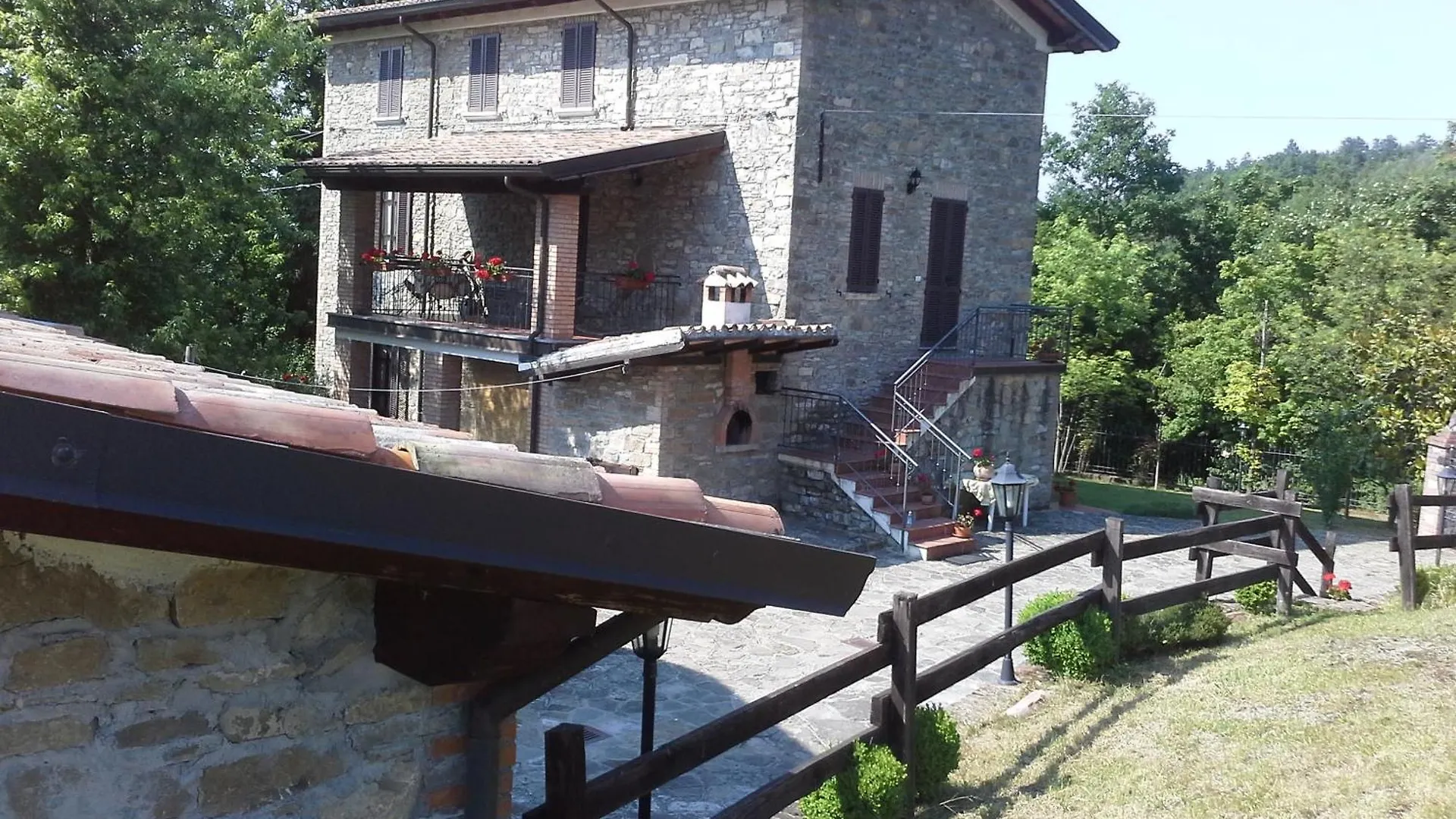 פיאצ'נצה Fine 5 Bedroom Farmhouse איטליה