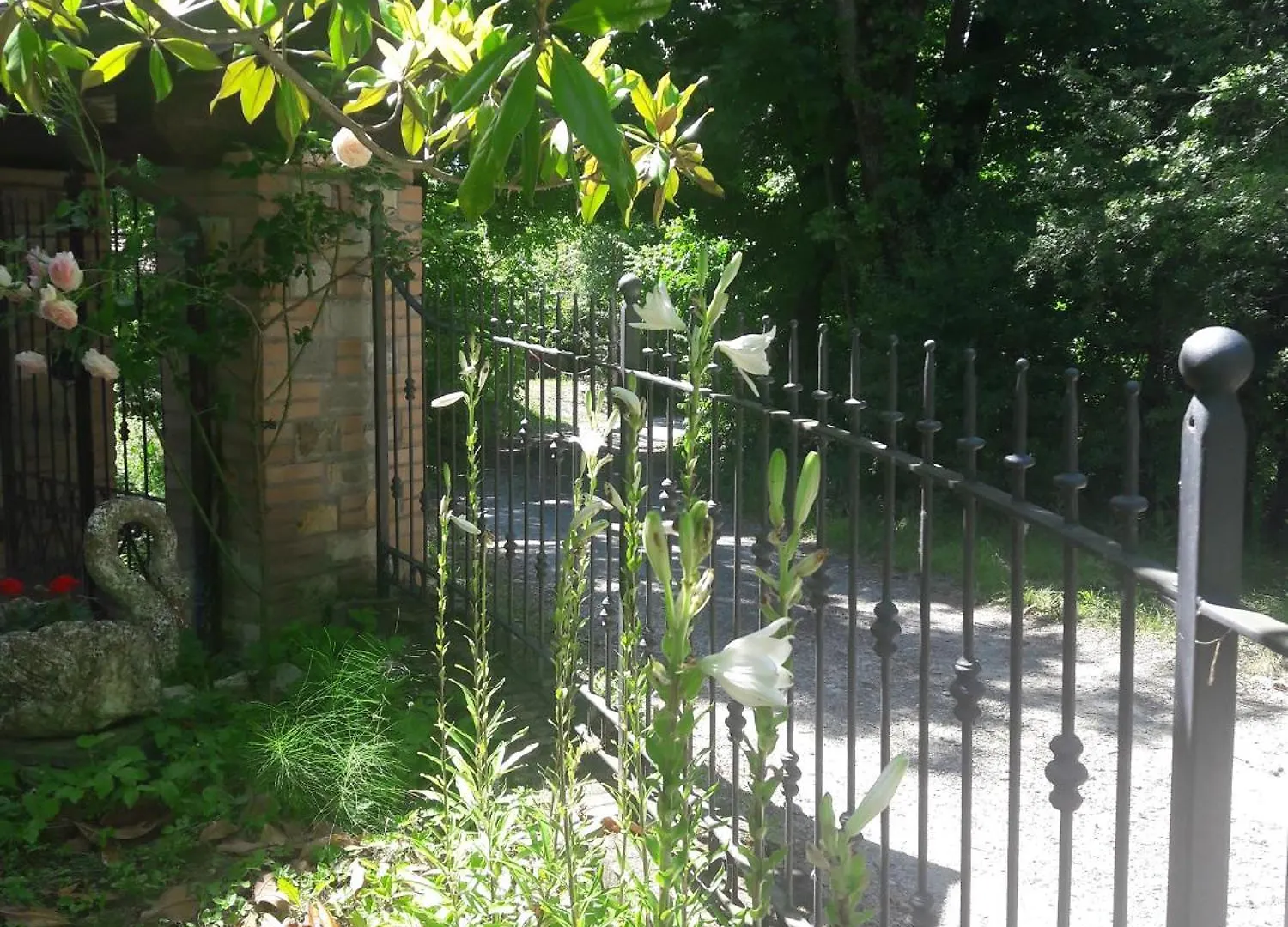 פיאצ'נצה Fine 5 Bedroom Farmhouse איטליה